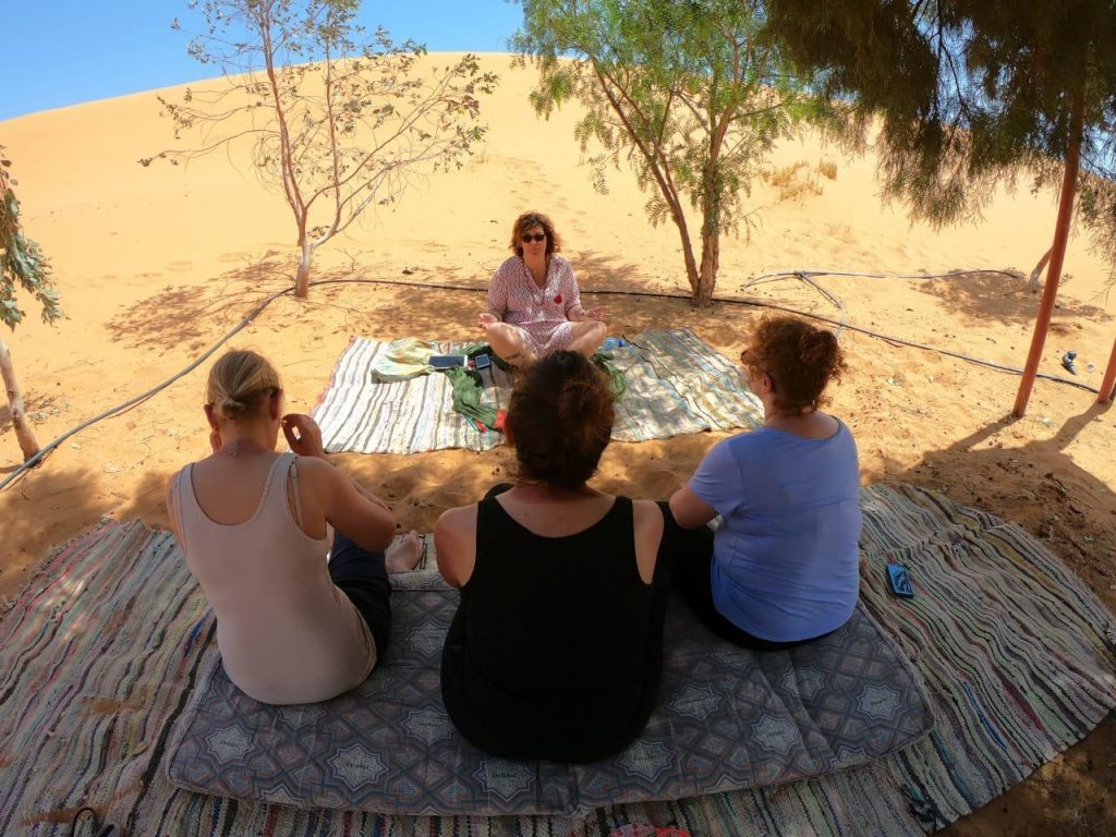 Meditazione nel deserto